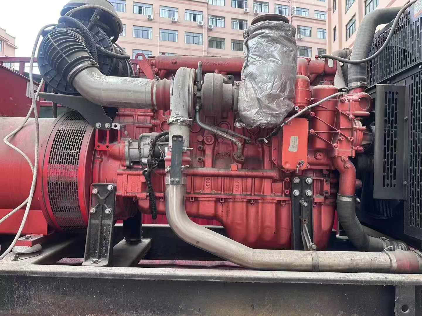 思礼镇如何选择适合 600kW 柴油发电机组的过载保护器？