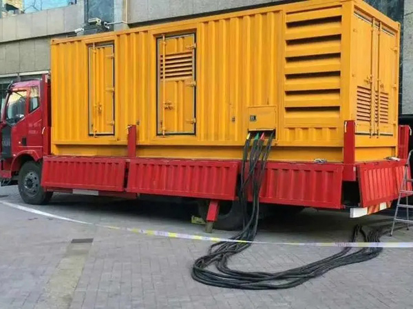 思礼镇如何确定水冷式机油散热器密封件的规格型号？